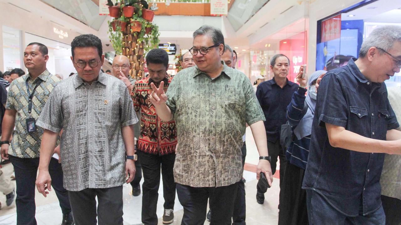 FOTO: Pemerintah Tinjau Penerapan Work From Anywhere Jelang Libur Akhir Tahun
