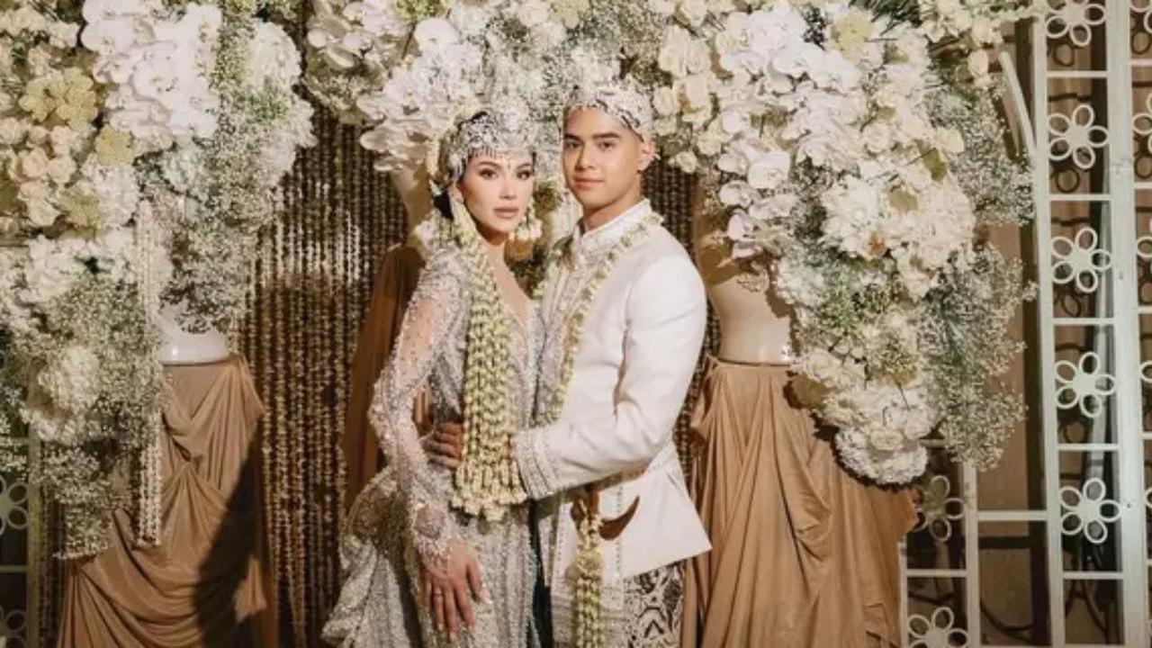 8 Potret Detail Dekorasi Akad Nikah Al Ghazali dan Alyssa Daguise, Mewah Penuh Kesan