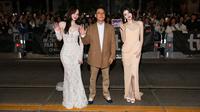 Jeon Jong Seo, Hwan Lee, dan Han So Hee menghadiri pemutaran perdana "Project Y" selama Festival Film Internasional Toronto 2025 di Princess of Wales Theatre pada 10 September 2025 di Toronto, Ontario. (Jeremy Chan/Getty Images/AFP)