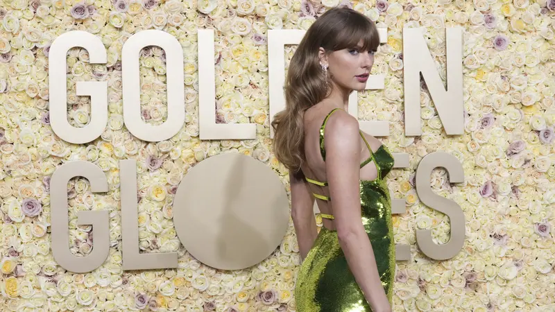Taylor Swift di karpet merah Golden Globes