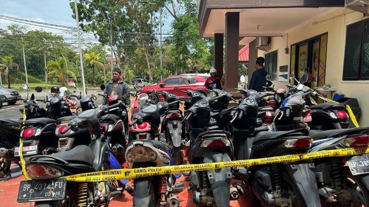 Warga Korban Pencurian Sepeda Motor Batam Datangi Polda Kepri, Cek Kendaraan yang Diamankan Polisi