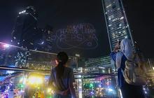 FOTO: Pertunjukan Drone Warnai Malam Tahun Baru 2026 di Bundaran HI Jakarta
