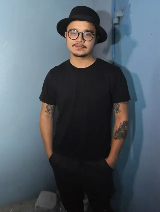 Ditemui di kawasan Tendean, Jakarta, Selasa (11/12/2017) Derby bercerita bahwa dirinya selalu ingin cepat pulang ke rumah dan beristirahat berdua dengan sang istri. (Nurwahyunan/Bintang.com)