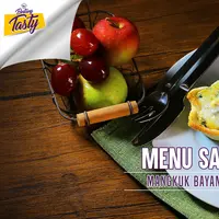 Biar kuat kayak Poppeye, yuk, bikin menu sahur dengan olahan bayam! (Fotografer: Adrian Putra/DI: M. Iqbal Nurfajri/Chef: Arum Sari)
