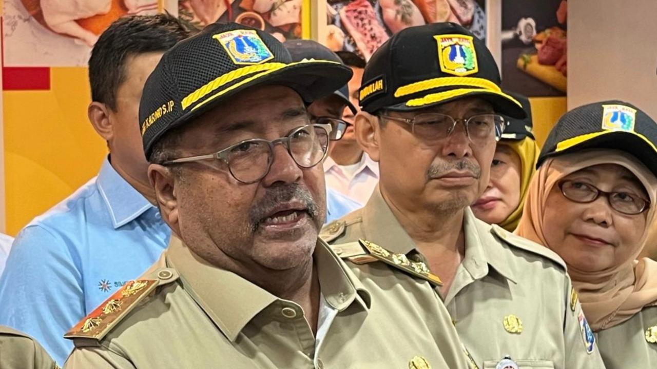 Jelang Ramadan, Wagub Rano Pastikan Stok Bahan Pokok di Pasar Induk Cipinang Aman
