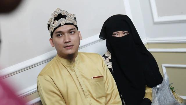 Banting Setir Jualan Soto, Ini 6 Potret Terbaru Egi John