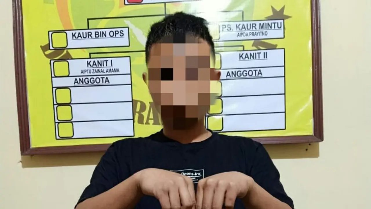 Selanjutnya Sultan bersama barang bukti langsung diamankan dan dibawa oleh Tim Sat Res Narkoba Polres Kotamobagu ke Kantor Satuan Res Narkoba Polres Kotamobagu.