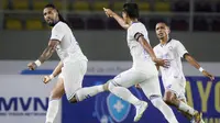 BRI Liga 1: Pelatih Arema FC Pamerkan Berita Kemenangan atas Persija di Media Portugal