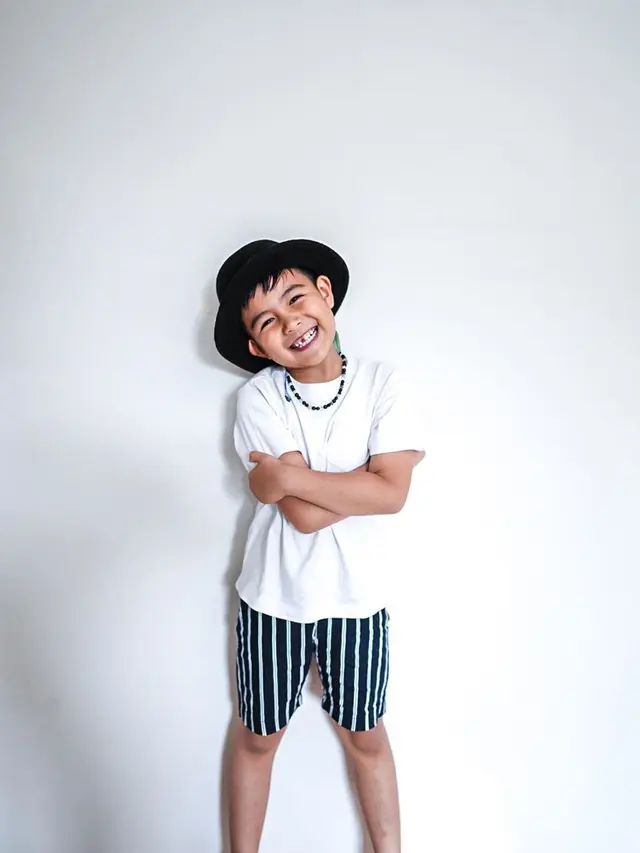 Berusia 6 Tahun, Ini 6 Potret Ryshaka Anak Sharena dan Ryan Delon yang bak ABG