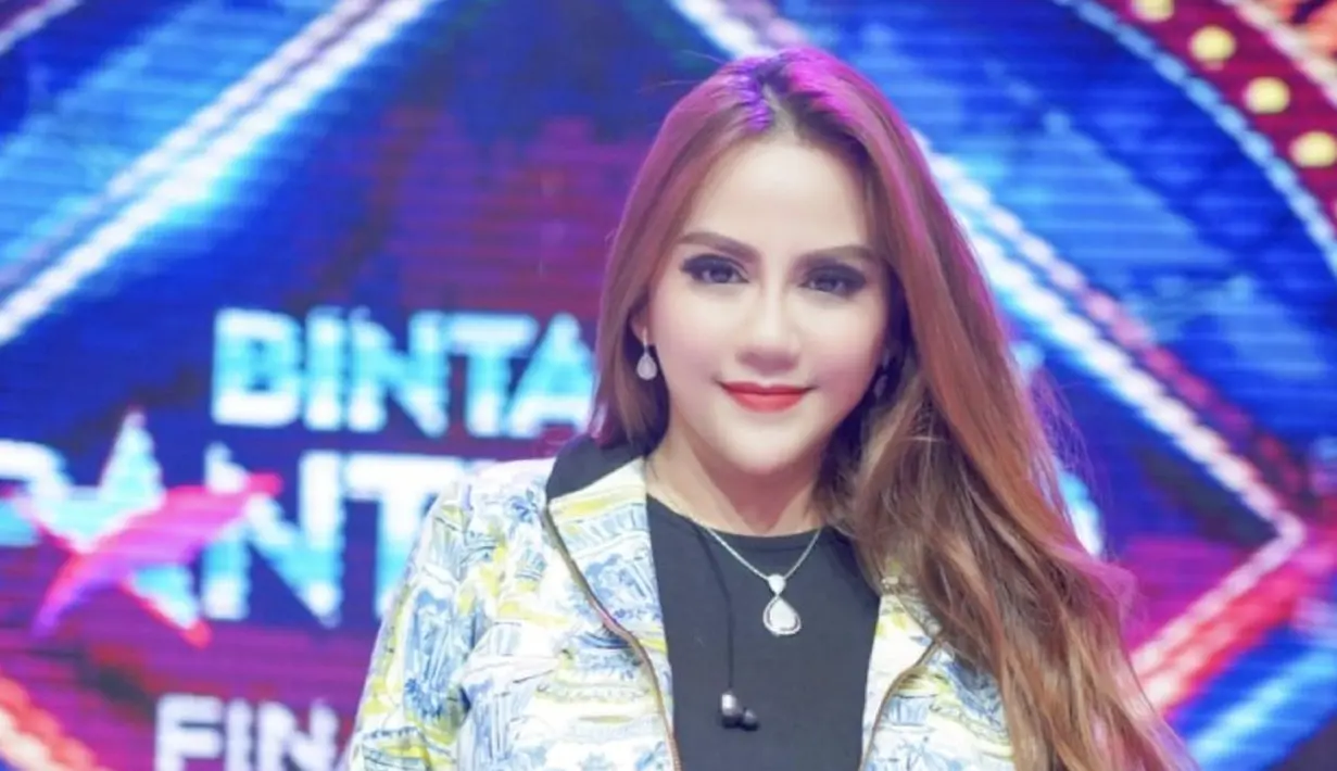 <p>Nita Thalia berjuang untuk kesembuhan kerusakan saraf (Instagram/nitatalia.real)</p>
