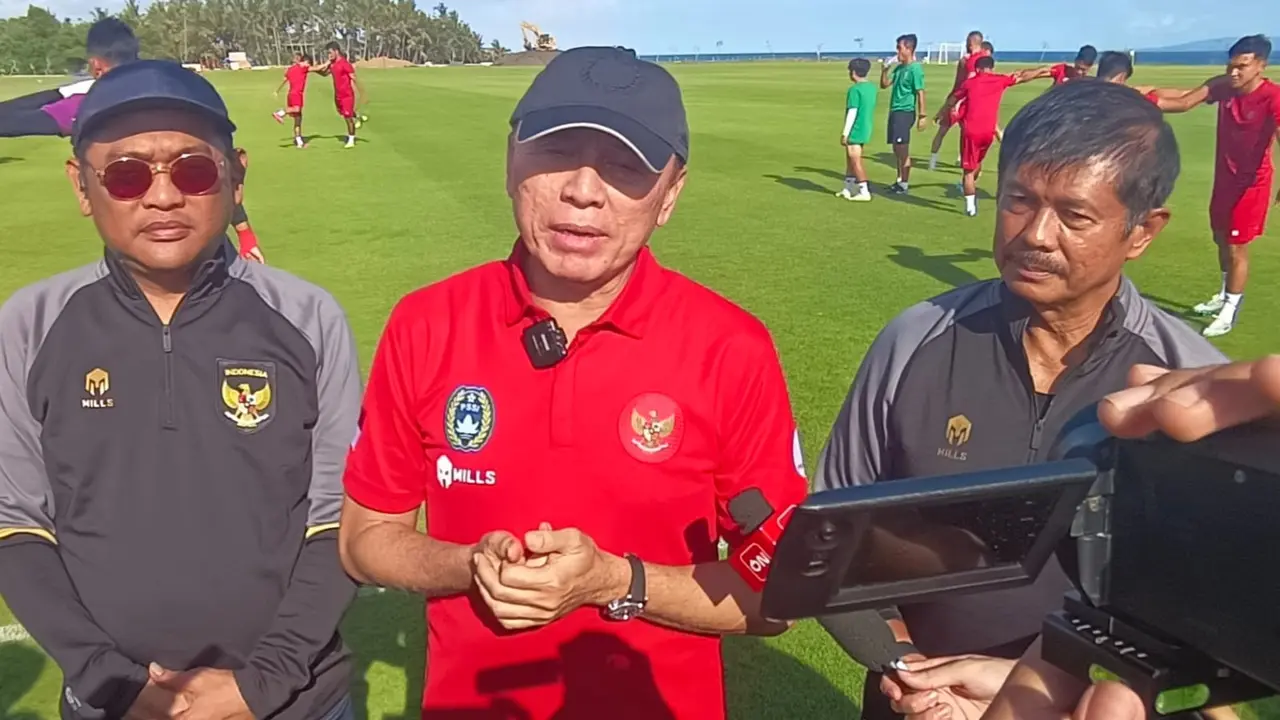 Ketum PSSI Mochamad Iriawan memantau TC Timnas Indonesia