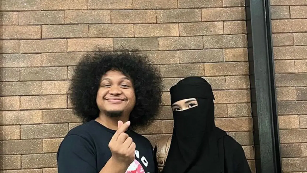 Babe Cabita dan istrinya. (Instagram.com/@babecabita)