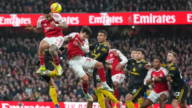 Arsenal vs Manchester United
