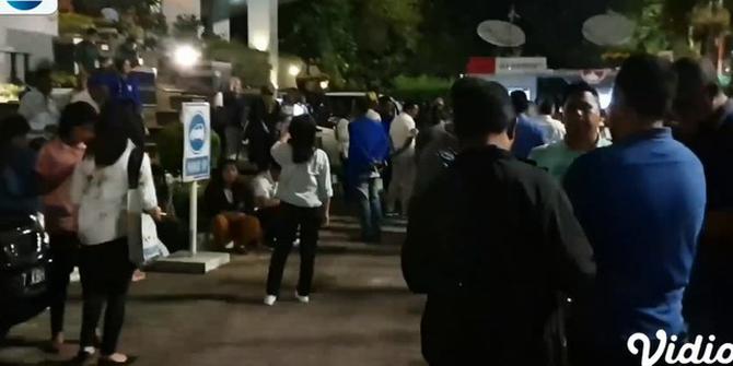 Kepanikan Warga saat Gempa Banten Terasa hingga Jakarta