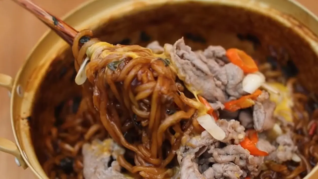 Resep Chapaguri Ramdon ala Film Parasite Kreasi Chef Devina