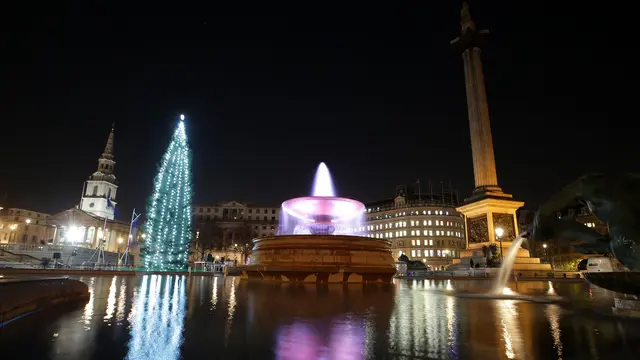 Pohon Natal dari Norwegia Hiasi Trafalgar Square