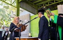 Bukan di Kantor, Pelantikan Sekda Banyuwangi Digelar Bupati Ipuk di TPS3R sebagai Pengingat