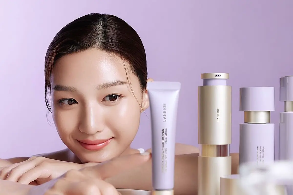 Kulit Kering dan Double Chin Jadi Tanda Awal Penuaan Dini, Yuk Simak 4 Urutan Skincare Anti Aging agar Wajah Tetap Awet Muda