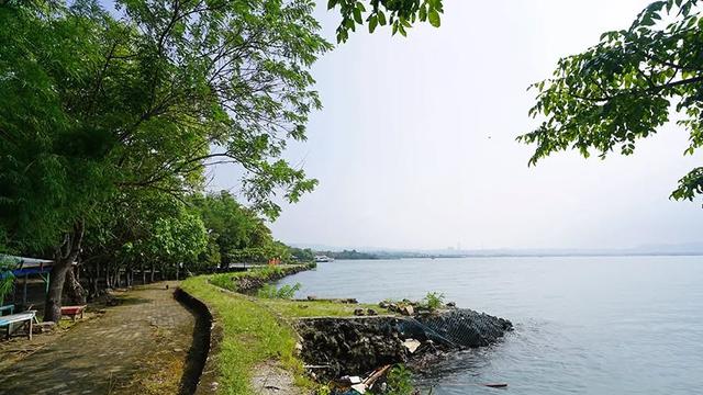 Daya Tarik Utama Pantai Duta Wisata