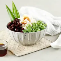 Es cendol kacang merah./Copyright shutterstock.com/g/IkaRahma
