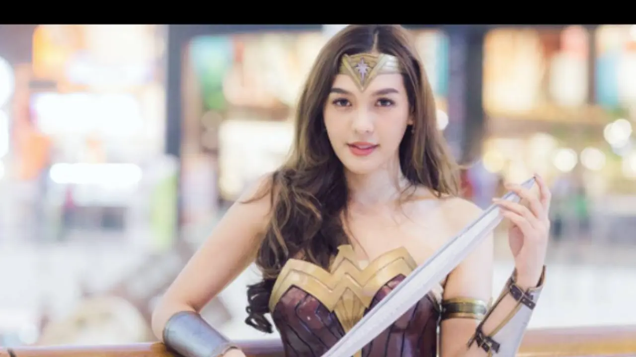 Siapa Sangka, Wonder Women Cantik Ini Ternyata Lady Boy