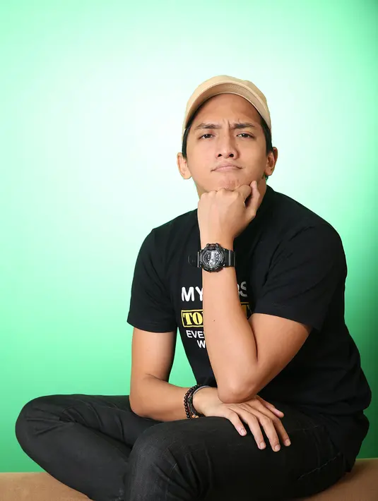 Itulah salah satu cara Ge untuk bisa lebih mudah dalam membangun chemistrynya. Saat gala premier film produksi MNC Pictures, Mars Met Venus, Ge mengaku menceritakan aib saat masih kuliah. (Bambang E. Ros/Bintang.com)