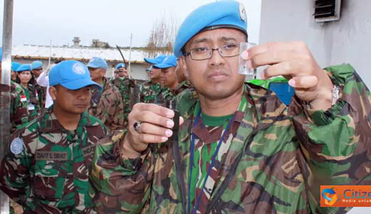 Citizen6, Lebanon: Tim Hygiene Inspection dari Unifil, sedang melakukan pemeriksaan standar kebersihan di Markas Satgas Yonif Mekanis Konga XXIII-E / Unifil (Indobatt), Senin (4/4). (Pengirim: Badarudin)