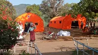 Shelter pengungsian penyintas bencana erupsi Gunung Lewotobi Laki-Laki, Flotim, NTT. (Foto: Liputan6.com/Ola Keda)
