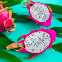 Buah naga mempunyai banyak khasiat untuk wajah/copyright shutterstock/Sasha Bakh