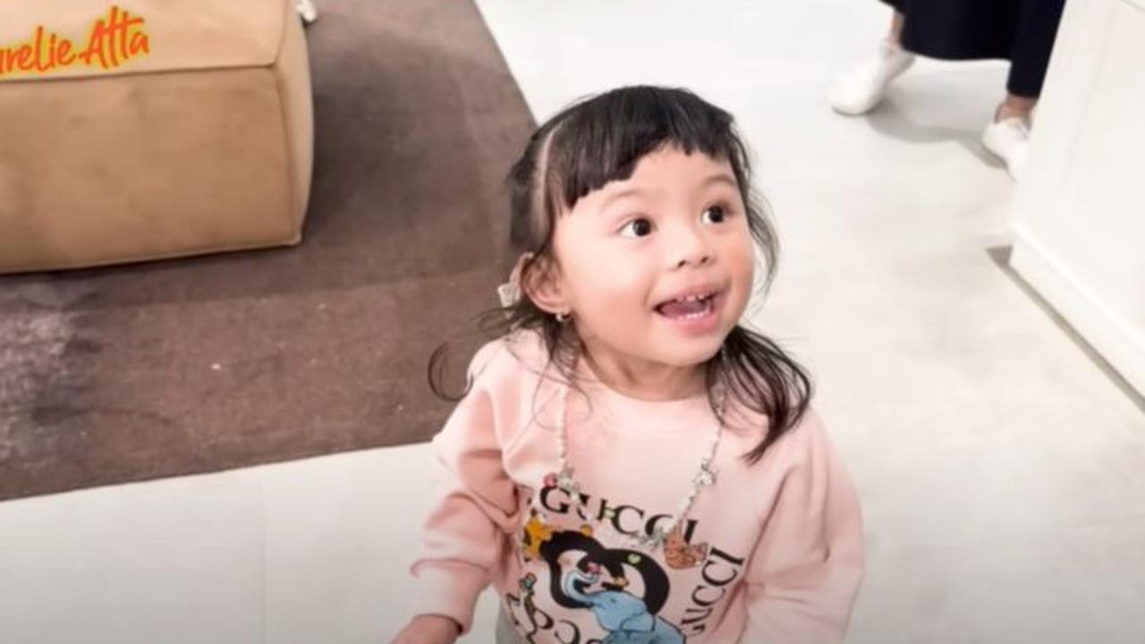 Reaksi Kaget Aurel dan Atta