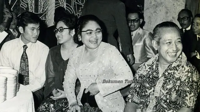 Tien Soeharto dan Soeharto