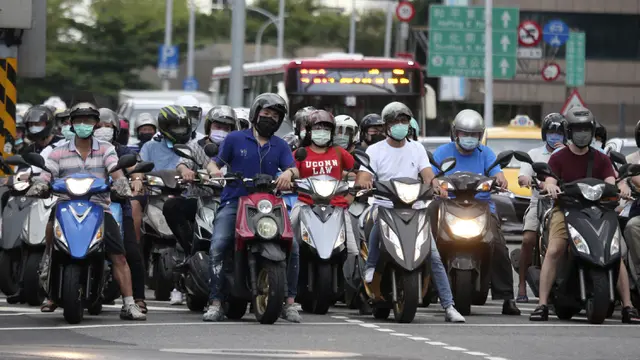 FOTO: Kasus COVID-19 di Taiwan Naik ke Level Tiga
