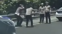 Viral di Media Sosial 2 Polisi Dihukum Squat Jump di Jalan Tol, Ini Penjelasan Ditlantas