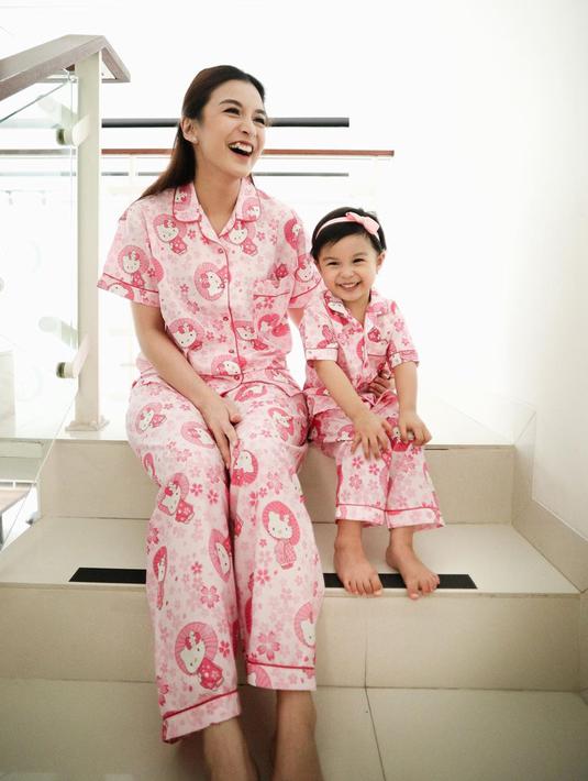 Chelsea menceritakan sikap Natusha yang antusias menyambut kehadiran adiknya. Bahkan ia sudah berangan-angan untuk melakukan banyak hal jika adiknya sudah lahir nanti. (Instagram/chelseaoliviaa)