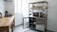 Inspirasi Model Lemari Dapur Serbaguna untuk Menyimpan Berbagai Peralatan Masak