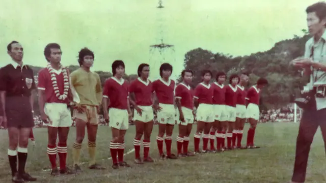 Persis Solo