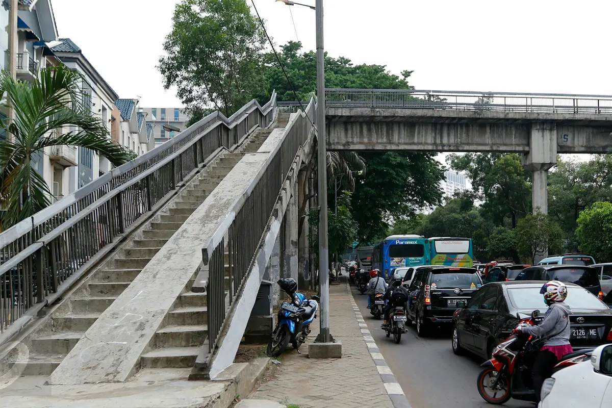 20151127-Lokasi TKP pemerkosaan di JPO Lebak Bulus-Jakarta