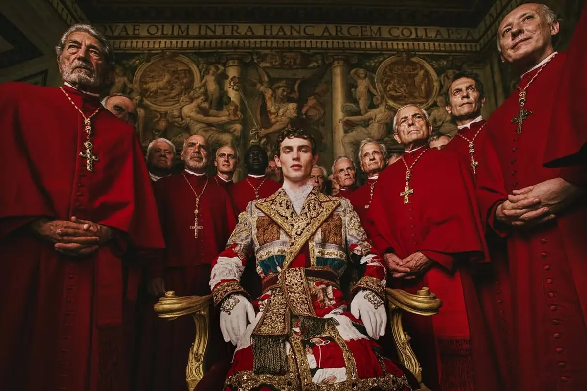 Alta Sartoria, Magisnya Gereja Katolik dalam Koleksi High Fashion Dolce & Gabbana yang Libatkan 40 Uskup