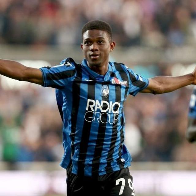 Mengenal Rekrutan Anyar Mu Amad Traore Yang Mirip Messi Bola Liputan6 Com