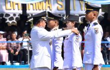 Atas Nama Pemerintah, Mendagri Lantik 1.110 Pamong Praja Muda IPDN Angkatan XXXII