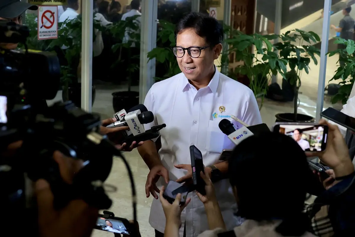 Menkes Budi ungkap bahwa mulai 2025 warga yang berulang tahun dapat kado berupa skrining kesehatan sesuai golongan usia (Foto Dok Kemenkes)