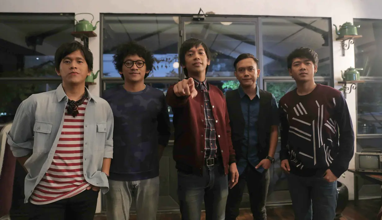 Menggunakan teknik yang jarang digunakan oleh para band di Tanah Air itu, para personil band ini mengaku senang. Pengambilan gambar yang sekali jadi membuat harus hati-hati dalam prosesnya. (Andy Masela/Bintang.com)