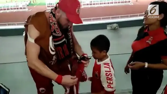 VIDEO: Marko Simic Kabulkan Permintaan Bocah Tunanetra
