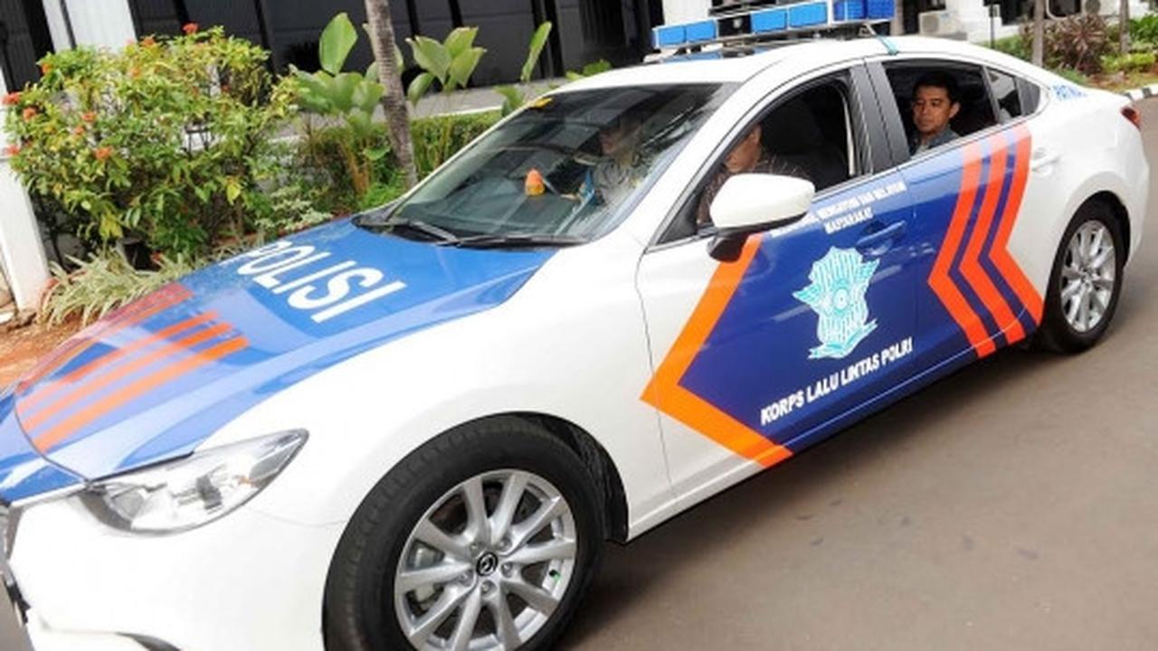 Ini mobil dinas Menteri Yuddy Chrisnandi