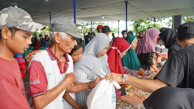 Safari Ramadan BUMN 2024, Jasa Marga Gelar Pasar Sembako Murah dan Bazar UMKM di Brebes