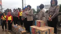 Polwan Berhijab Jadi Sasaran Selfie Massa Demo 2 Desember