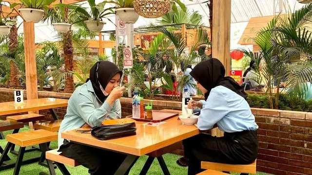 7 Potret Wahana D'Castello Subang, Wisata Taman Bunga Baru Milik Dewi Perssik