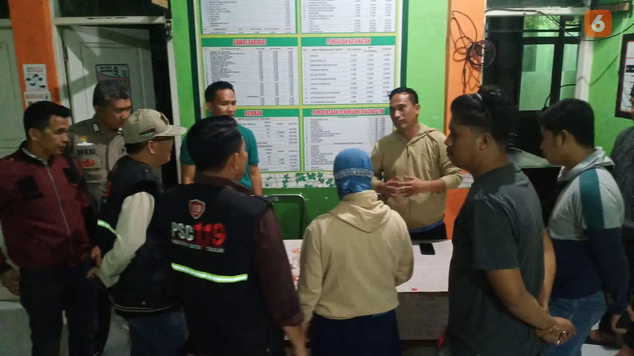 Polisi dan pihak-pihak terkait berkoordinasi ihwal insiden keracunan makanan di Takalar (Liputan6.com/Istimewa)