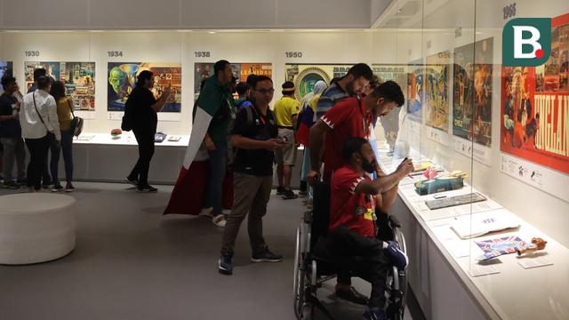 Melihat isi FIFA Museum di Fan Festival Corniche