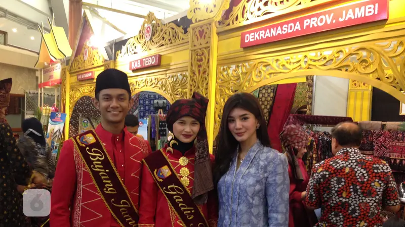 Putra Putri Jambi Ikut Promosi Batik di Kriyanusa 2018